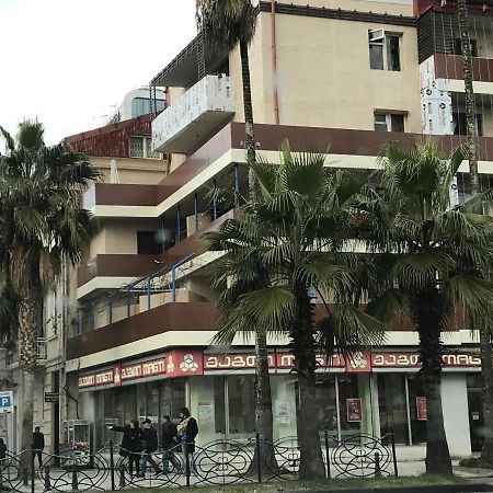Casa Neptun In Old Batumi Apartment Exterior photo