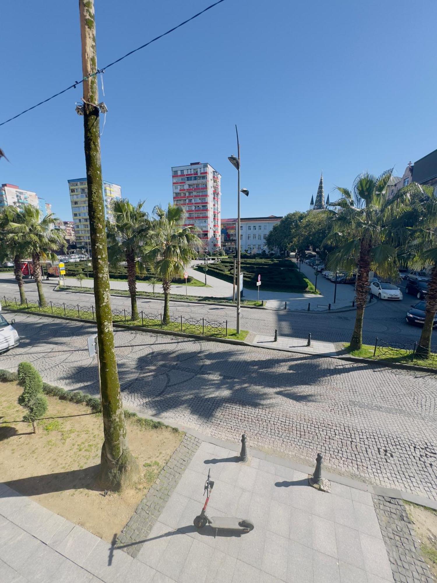 Casa Neptun In Old Batumi Apartment Exterior photo
