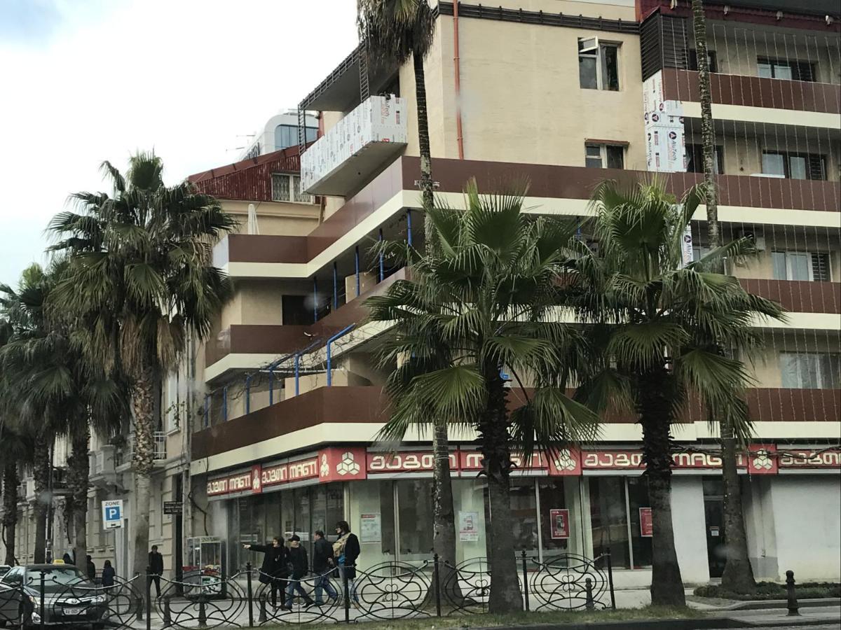 Casa Neptun In Old Batumi Apartment Exterior photo