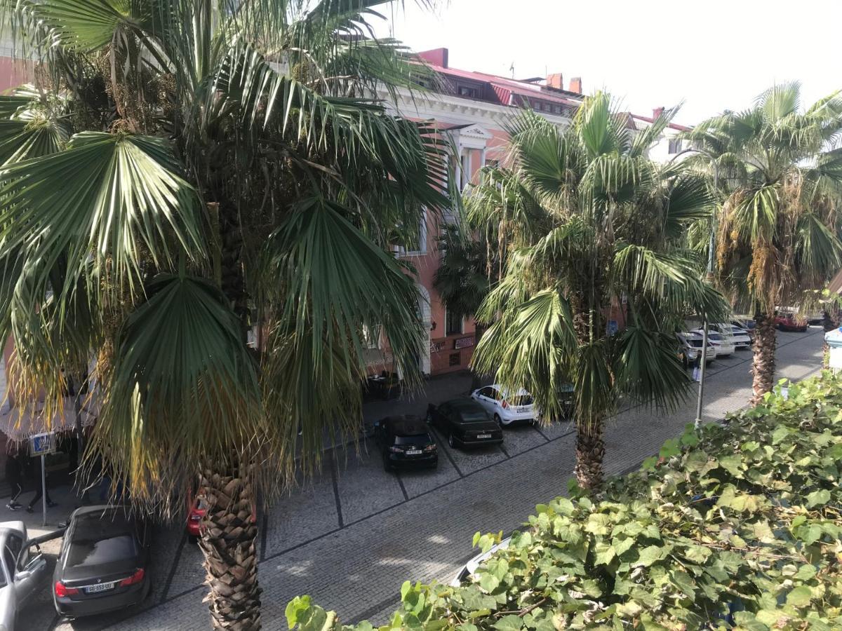 Casa Neptun In Old Batumi Apartment Exterior photo